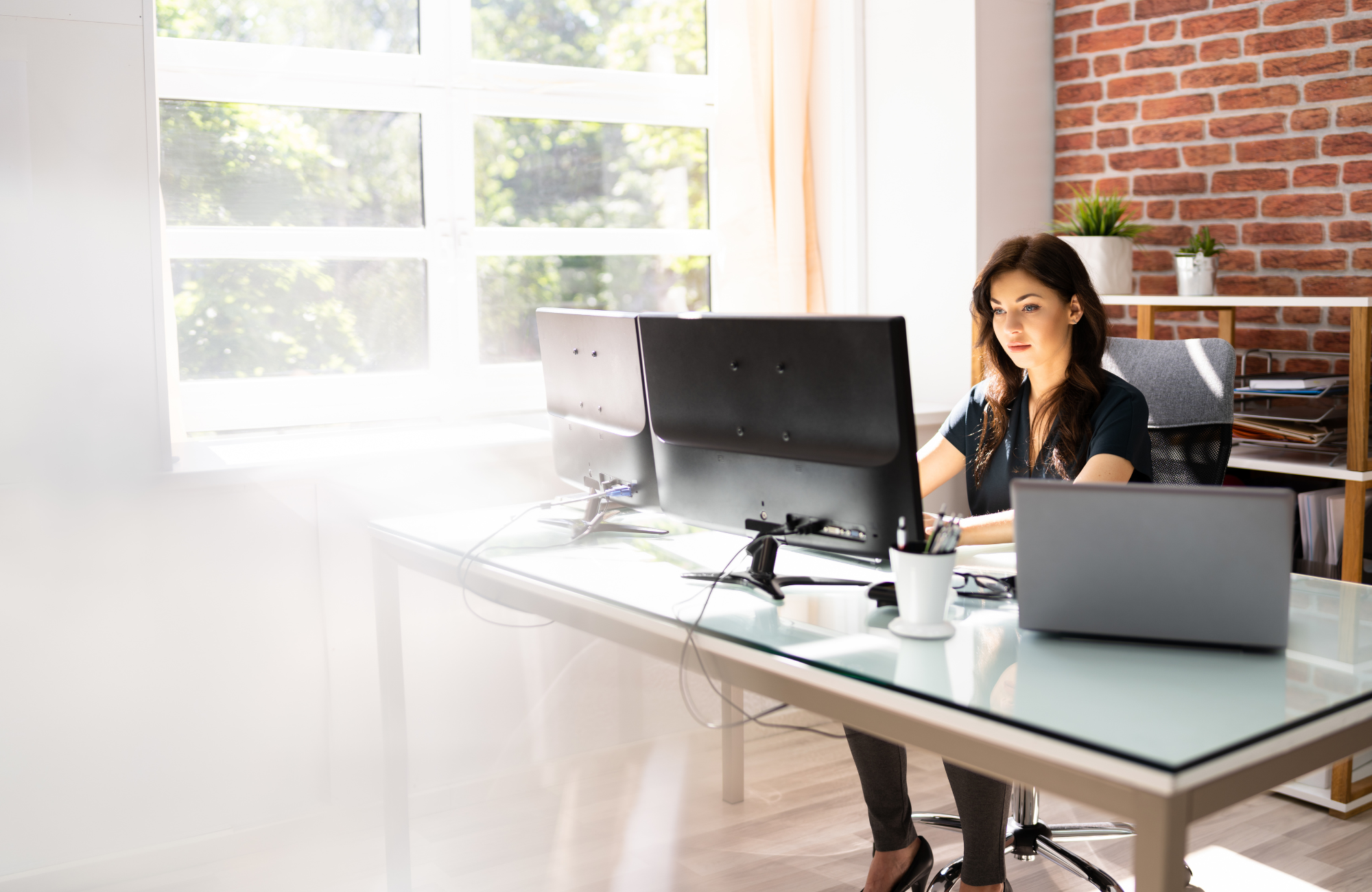 The Strategic Advantage of Working with a Transactional Coordinator for Real Estate Investors